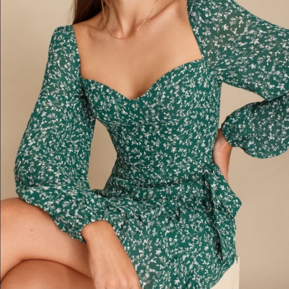 Reformation Cammi Forest Green Plus Size Dress. Dainty Floral Pattern. Size 22 - Picture 3 of 12